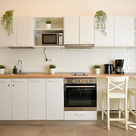 Classy Comfort - Chic Studio On Regina Elisabeta Bucureşti Eksteriør bilde