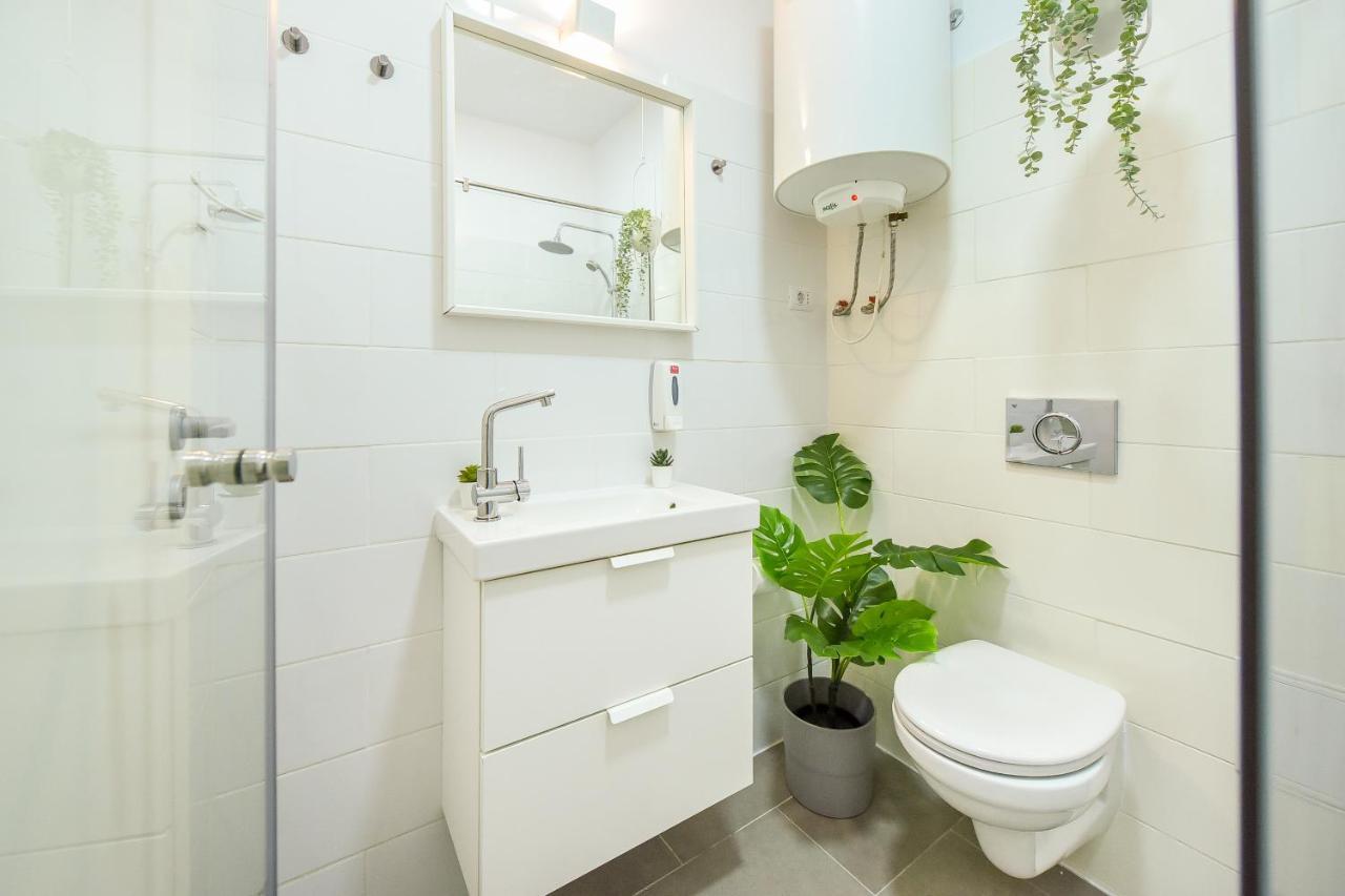 Classy Comfort - Chic Studio On Regina Elisabeta Bucureşti Eksteriør bilde