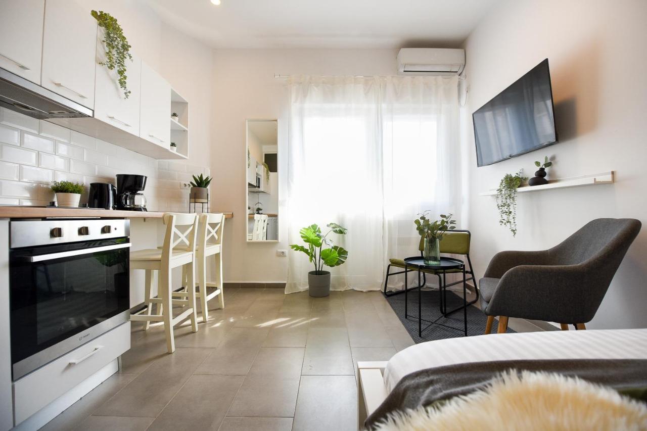 Classy Comfort - Chic Studio On Regina Elisabeta Bucureşti Eksteriør bilde